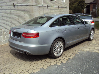 Audi QUATTRO A6